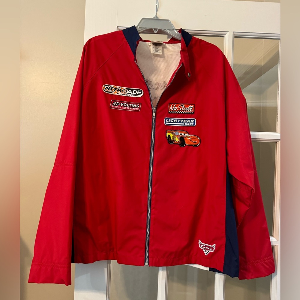Disney Pixar Cars Jacket Large
Lightning McQueen Racing Track Piston cup racing